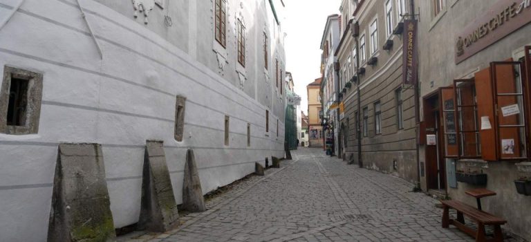 小松市の豊かな平野に根付く現代と伝統が調和した暮らしやすい平屋住宅の魅力 小松市の豊かな平野に根付く現代と伝統が調和した暮らしやすい平屋住宅の魅力